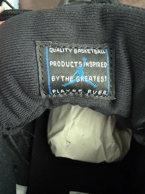 New Air Jordan 11 Retro Men’s Black Patent Low-Top Sneakers - Picture 4 of 4